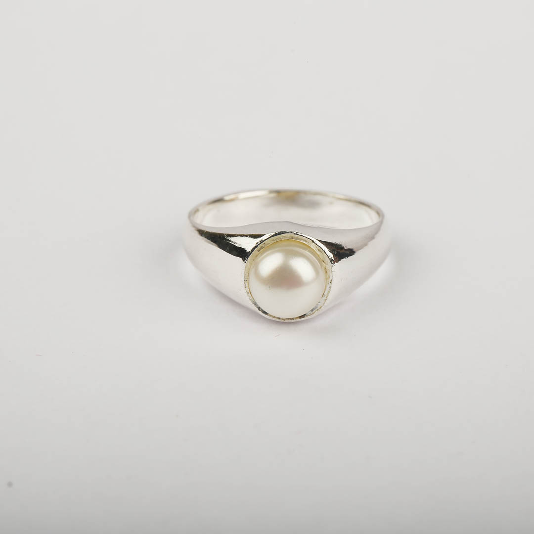 Beauty Pearl SIlver Ring